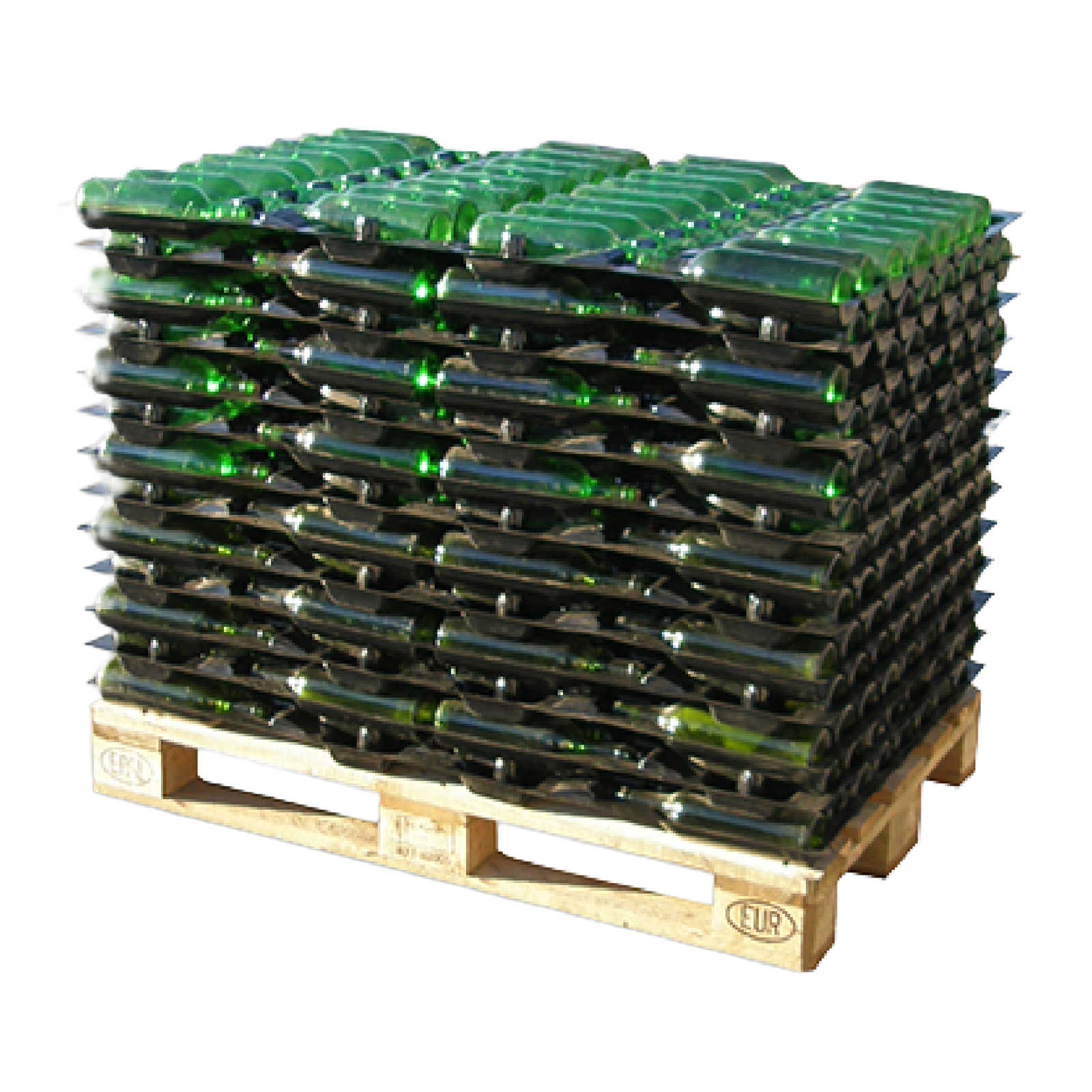 Bandejas para bodegas con botellas de vino apiladas sobre palet para transporte y almacenaje